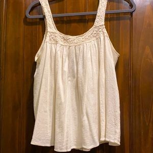 Cute ivory flowy tank top
